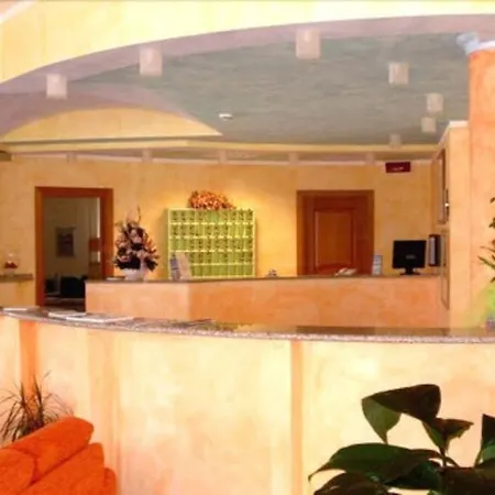 Hotell Baia Marina 3*