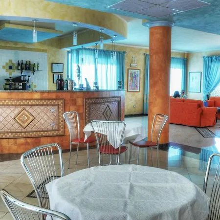 Ξενοδοχείο Baia Marina 3*