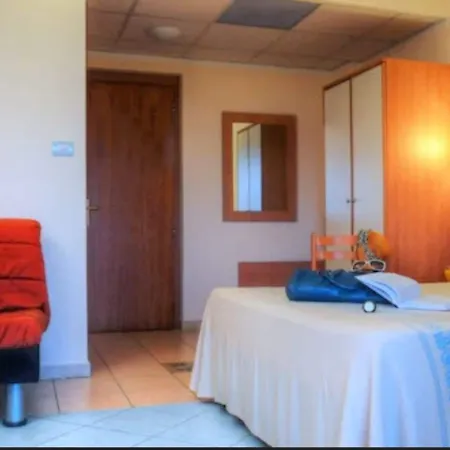 ホテル Baia Marina 3*