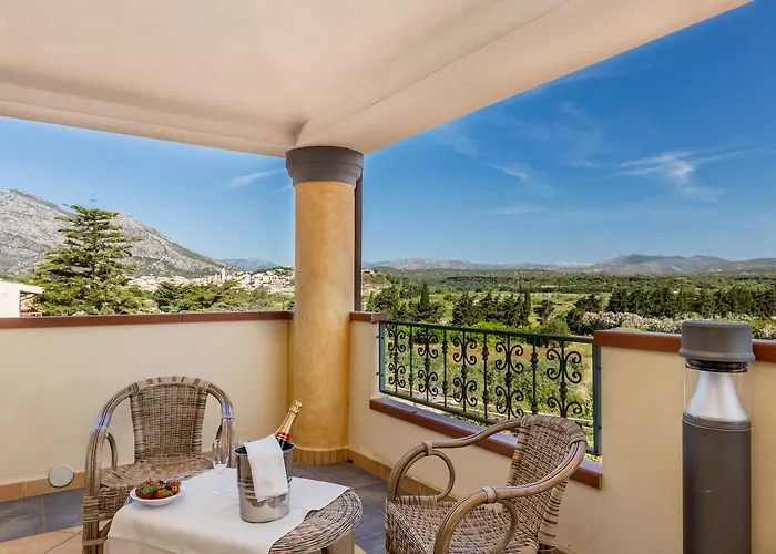 Szálloda Baia Marina 3*